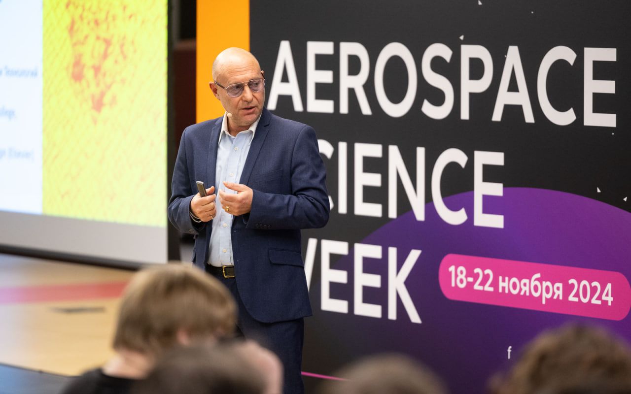 Самореализация — важнее всего: маёвцам рассказали о перспективах развития в современном мире